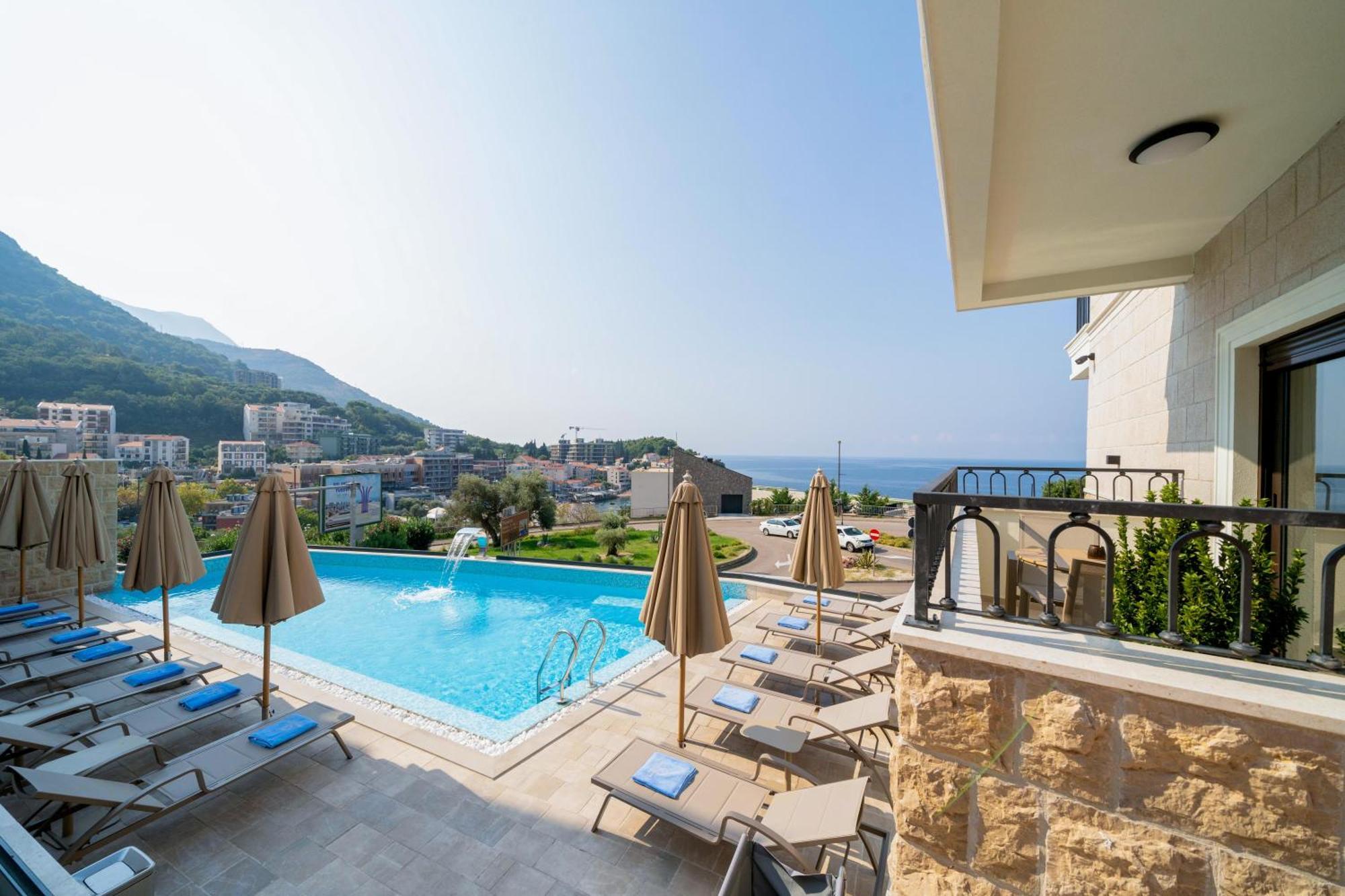 Exclusive Hotel Budva Exterior photo